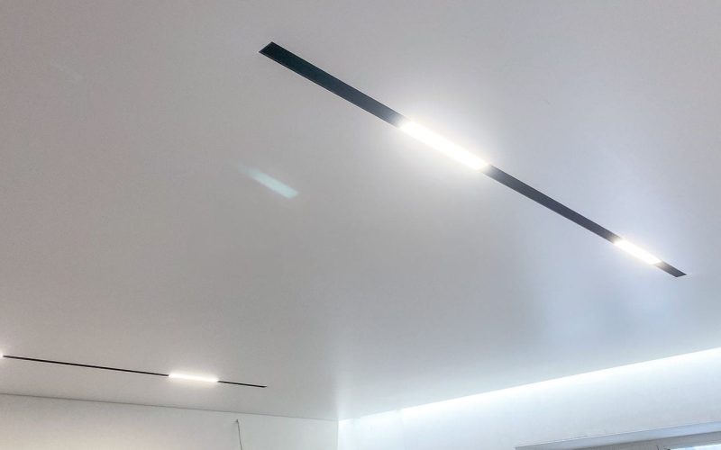 Натяжной потолок в детской 26 м2